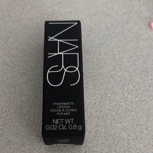 NARS Powermatte Lipstick in Black Box freebird peachy coral lipstick